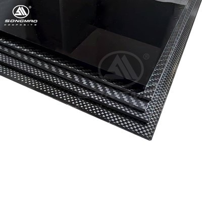 แผ่นคาร์บอนไฟเบอร์เงา 3K